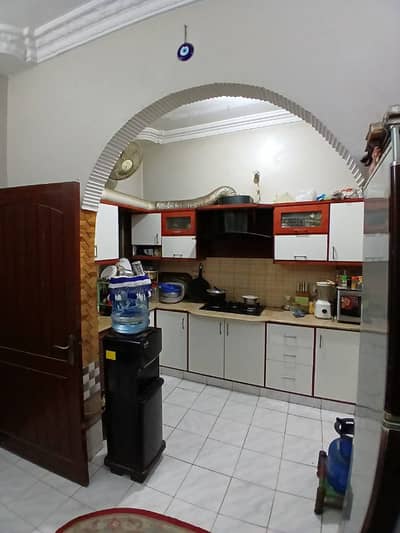 UPPER PORTION IS AVAILABLE FOR RENT IN (SURTI SOCIETY) MODEL COLONY