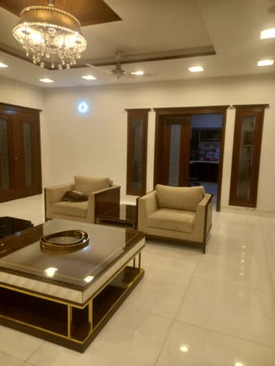 One Kanal New House For Rent