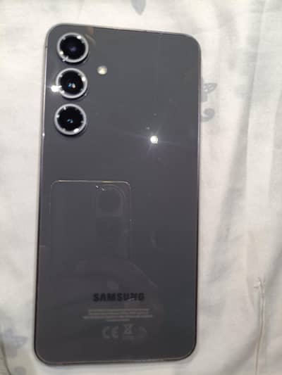 Samsung Galaxy S24FE -Dubai Vairant- 10/10 Condition /set only