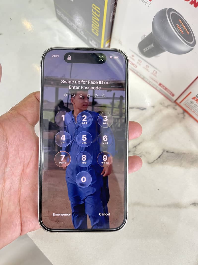 IPHONE 14 pro 4