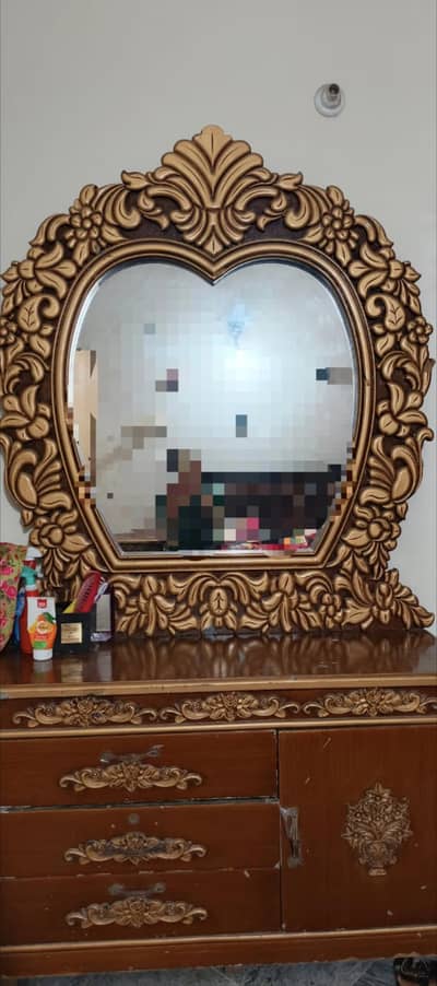 dressing table with side tables