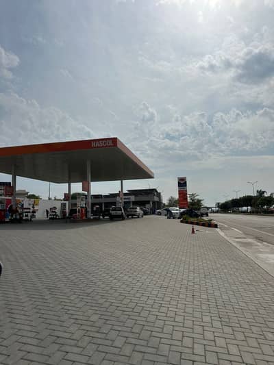 Main Boulevard 1 Kanal Plot for Sale