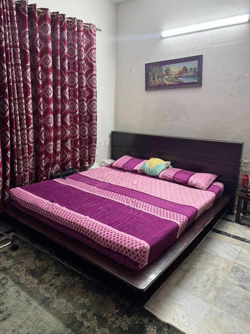 double bed 0