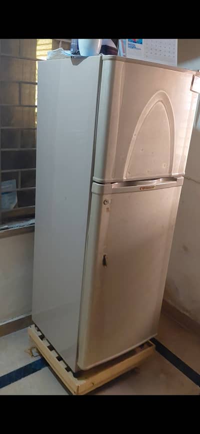 Dawlance Refrigerator Model 9144
