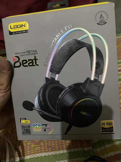 Gaming rbg headphone