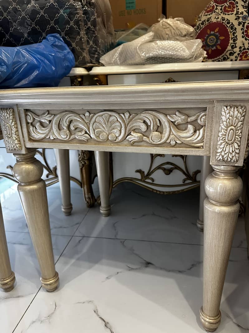 Sofa set, centre table, side tables, dining table 4