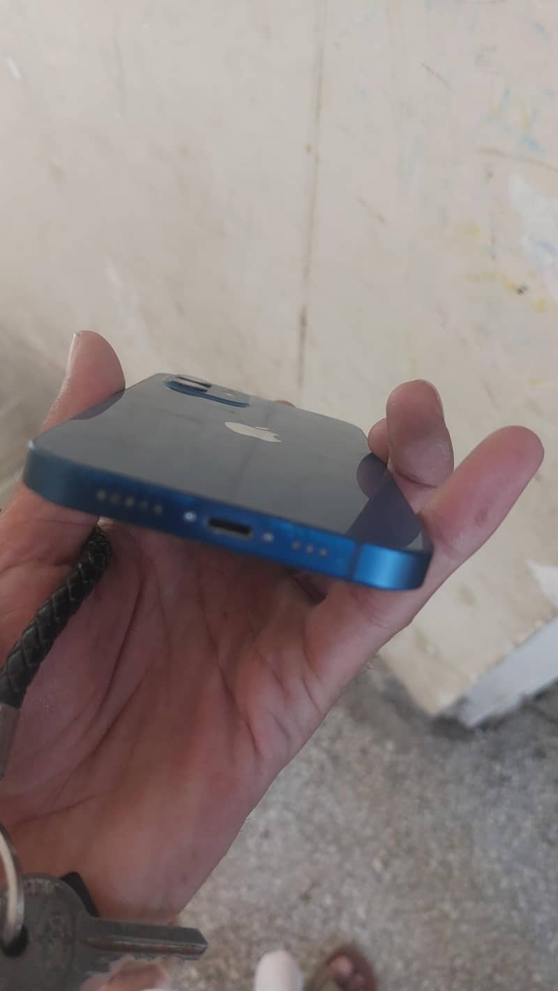 iphone 12 2
