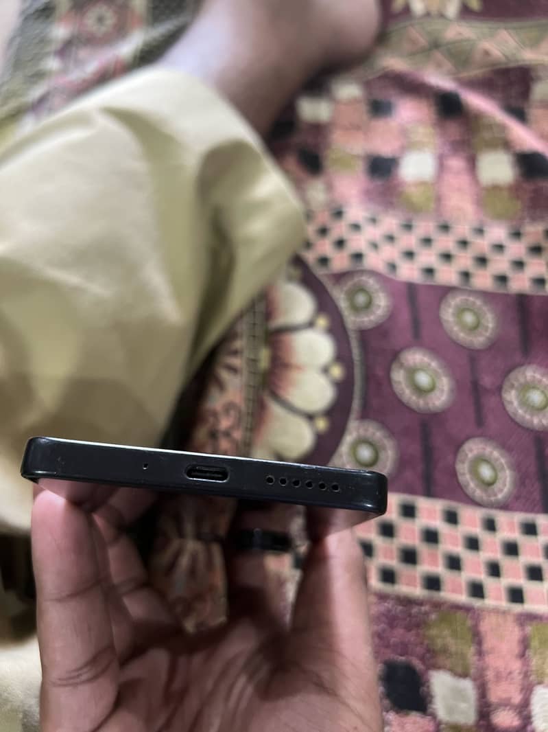 Redmi  note 13pro 3