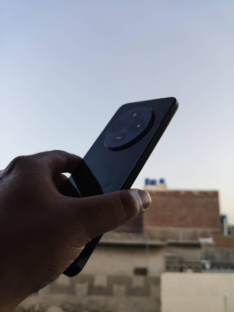 Poco C75 1