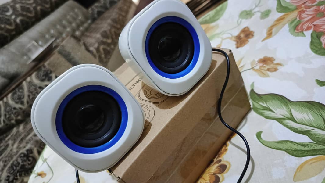 Multimedia Speaker 0