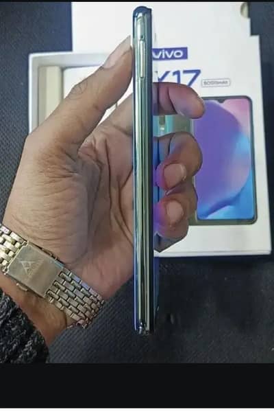 vivo y17 4gb 128gb dual SiM pta approve condition 10/10 no open repair