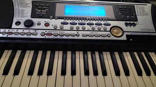 Yamaha Psr550