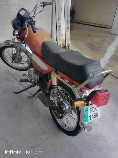 unique 2013Modal in good condition