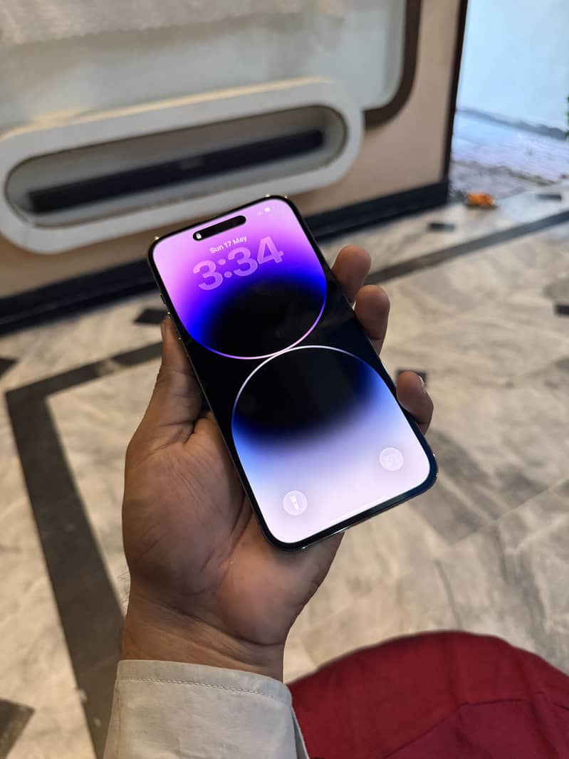 iPhone 14 pro max 3