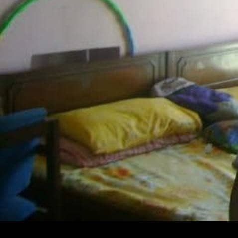 single bed 0