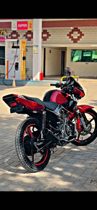 Yahama ybr 150 lush condition sports