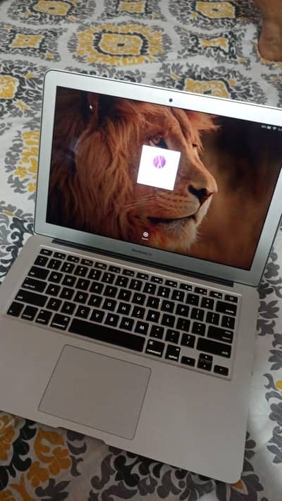 Apple MacBook Air 13-inch (2013)