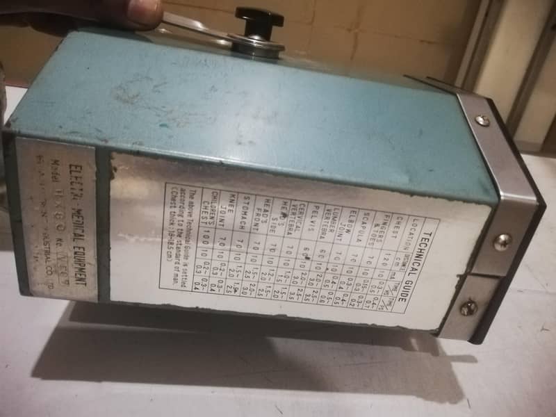 Mobile x-ray machine 1