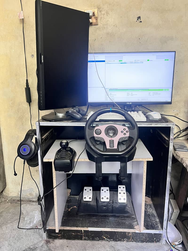 Computer table 0