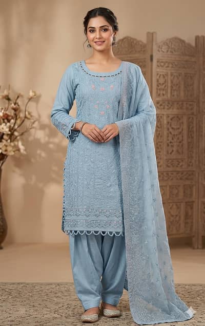 Branded stitched dress in excelant condition