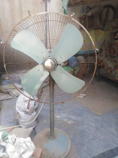 pedestal fan stand fan urgent for sale