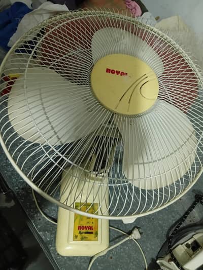 wall fan Royal good condition
