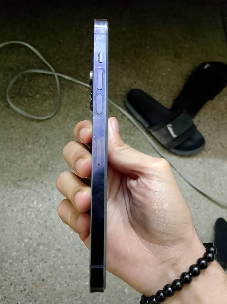 iphone 14pro max 4