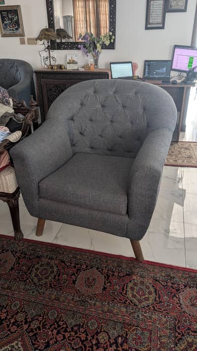 2x Sofa Chairs