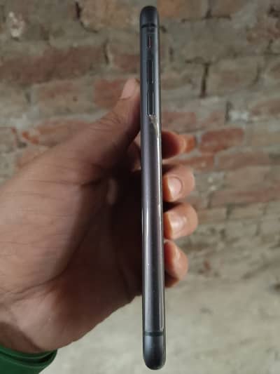 I phone 11 Jv 64gb