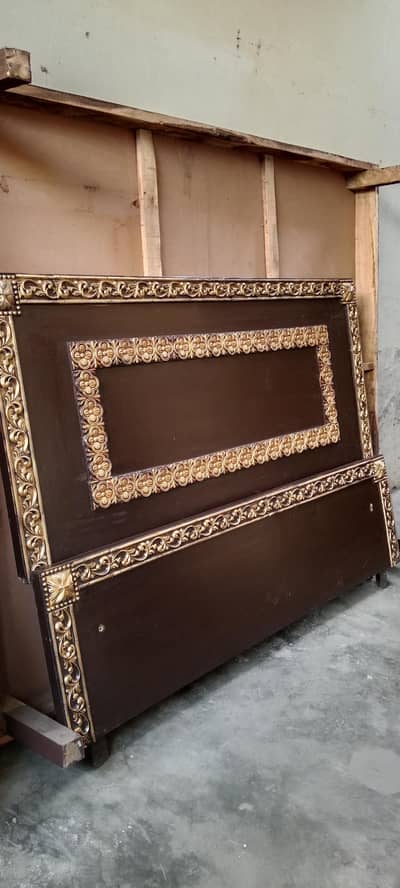2 bed without side table per bed 18000