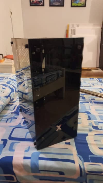 Mid-ATX Tower PC Case