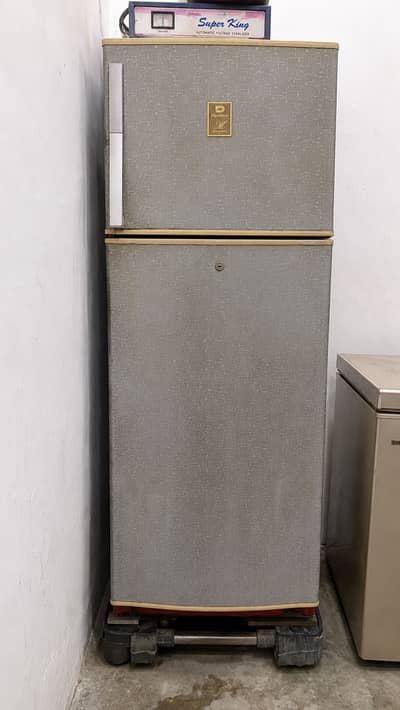 Full Size Dawlance Refrigerator With Stand And Stablizer