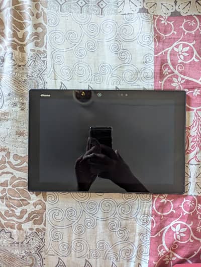 Fujitsu arrows x Docomo 10.5in tablet
