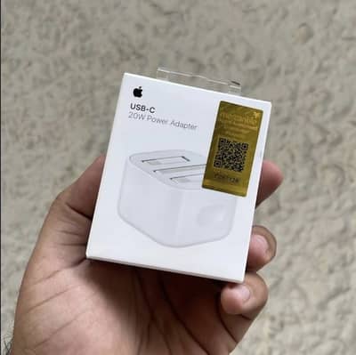 iPhone 20W NFC Adapter + Free data Cable