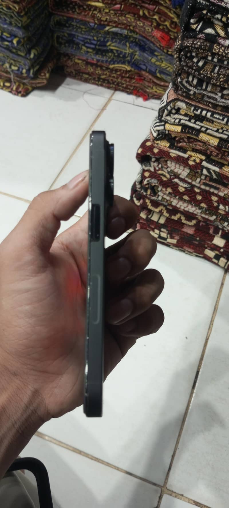 iphone 14 pro 2