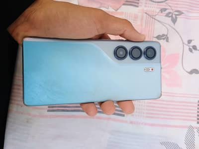 TECNO CAMON 40 Pro