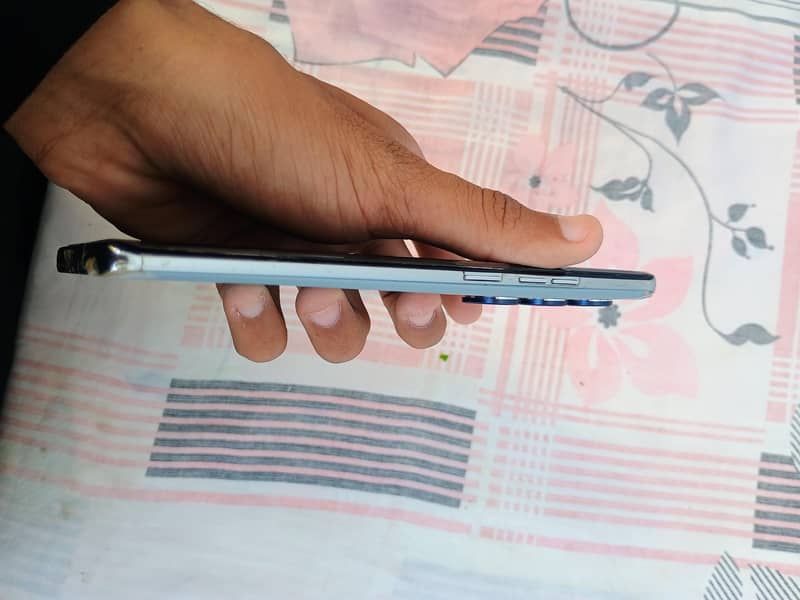 TECNO CAMON 40 Pro 2