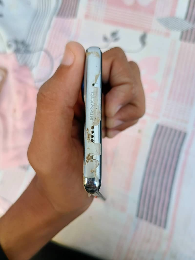 TECNO CAMON 40 Pro 3
