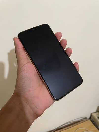 Iphone 11 pro max 256 Gold PTA