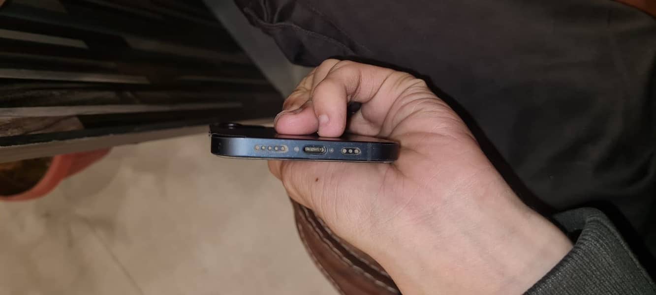 Iphone 12 2