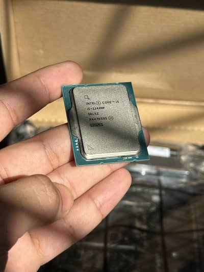 Intel i5 12400f