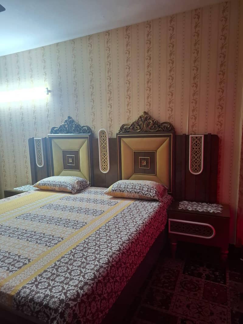 king bed with side table 1