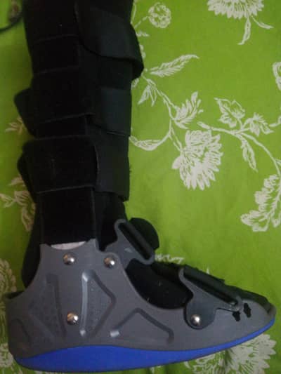 fix fracture walking boot larg mediam smal larg