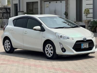Toyota aqua 2015 S soft leather