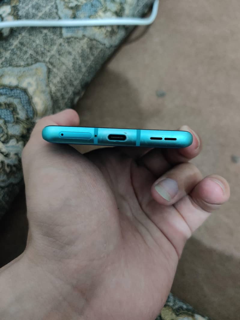 one plus 8 pro 1