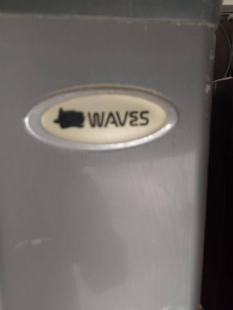 waves 0