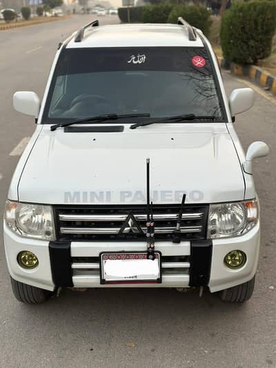 Pajero mini 2011 /2017  Automatic