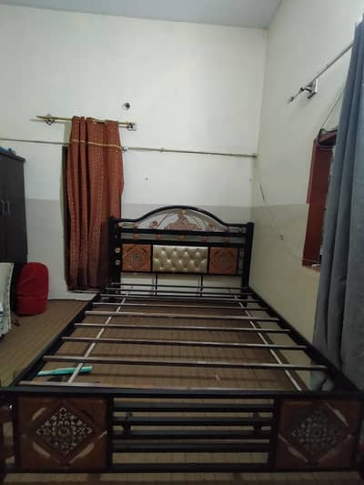 IRON BED KING SIZE