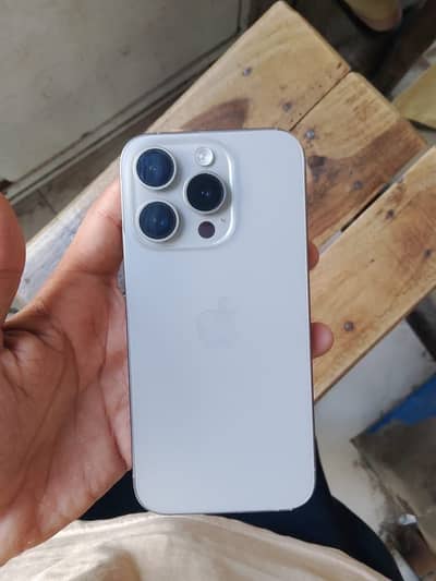 Iphone 15 Pro JV