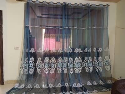 Net curtain with heavy beautiful embroidery 10/10